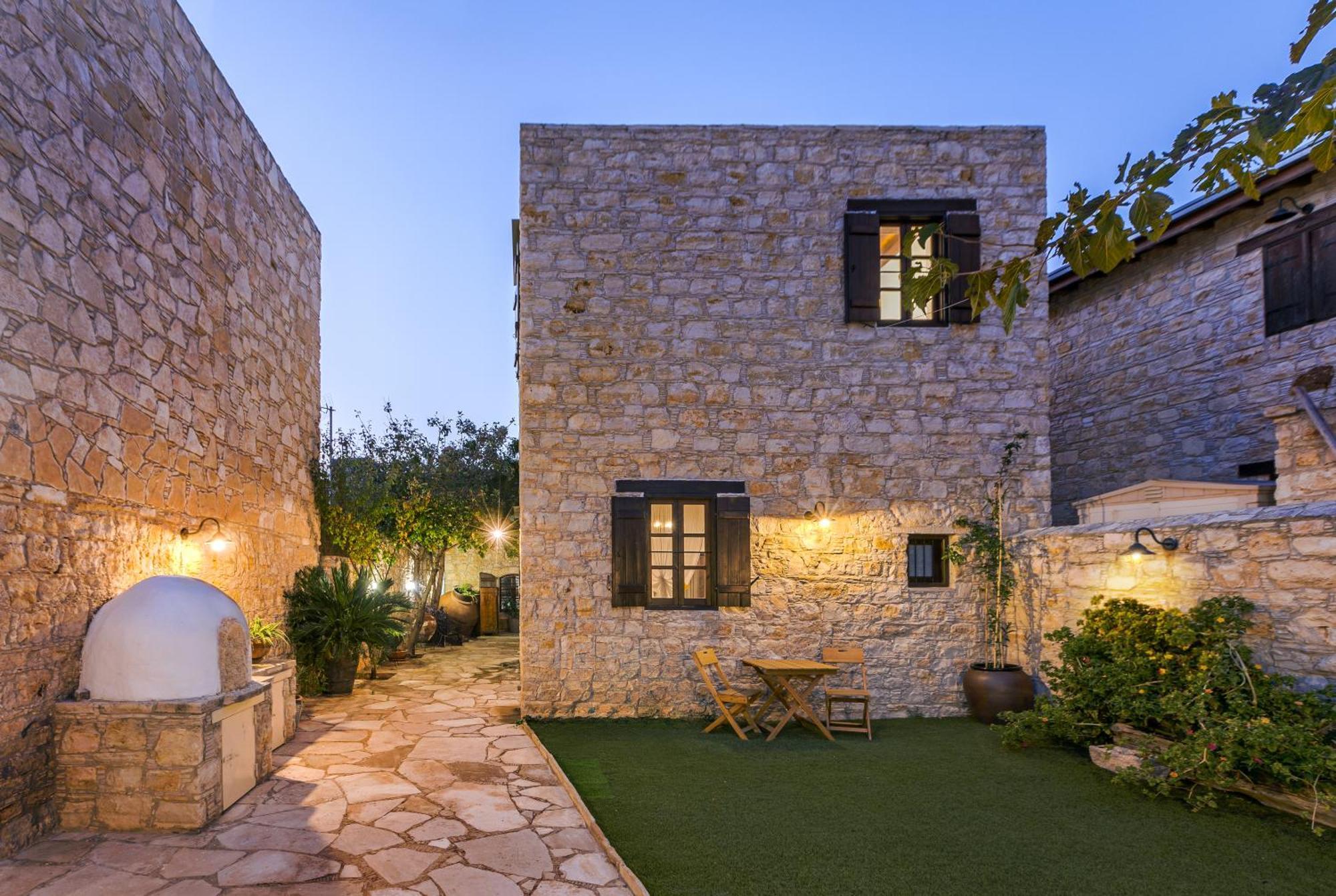 Oinoessa Traditional Boutique Guest Houses Лофу Екстер'єр фото