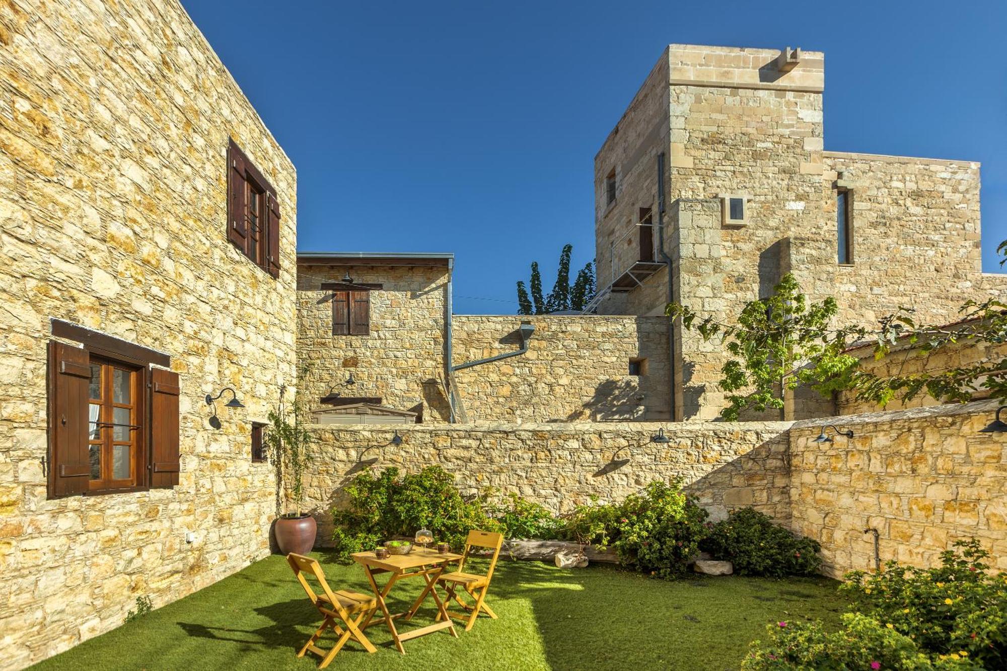 Oinoessa Traditional Boutique Guest Houses Лофу Екстер'єр фото