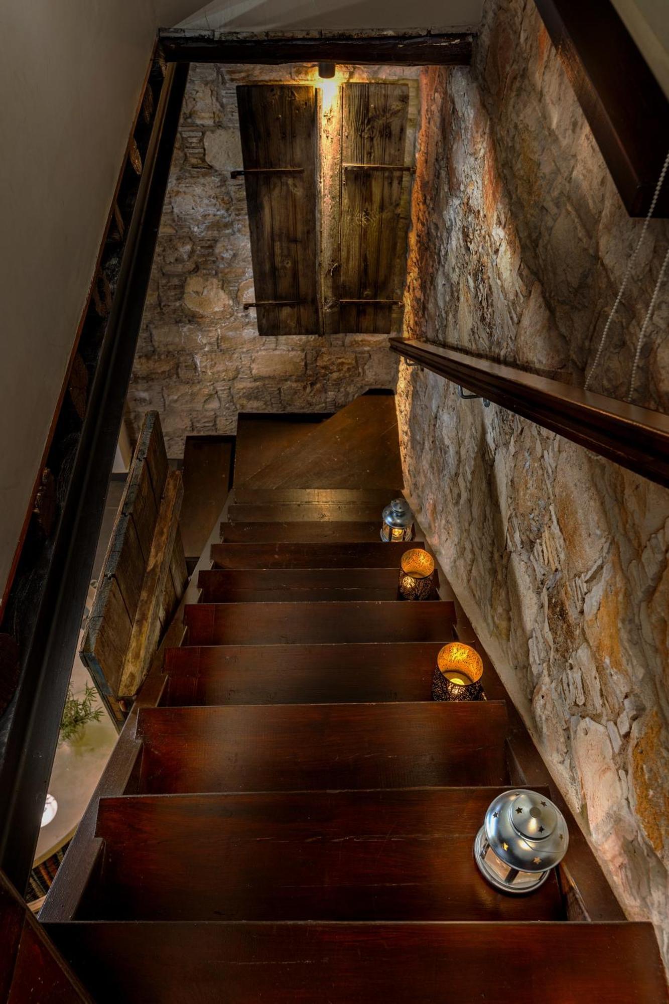 Oinoessa Traditional Boutique Guest Houses Лофу Екстер'єр фото